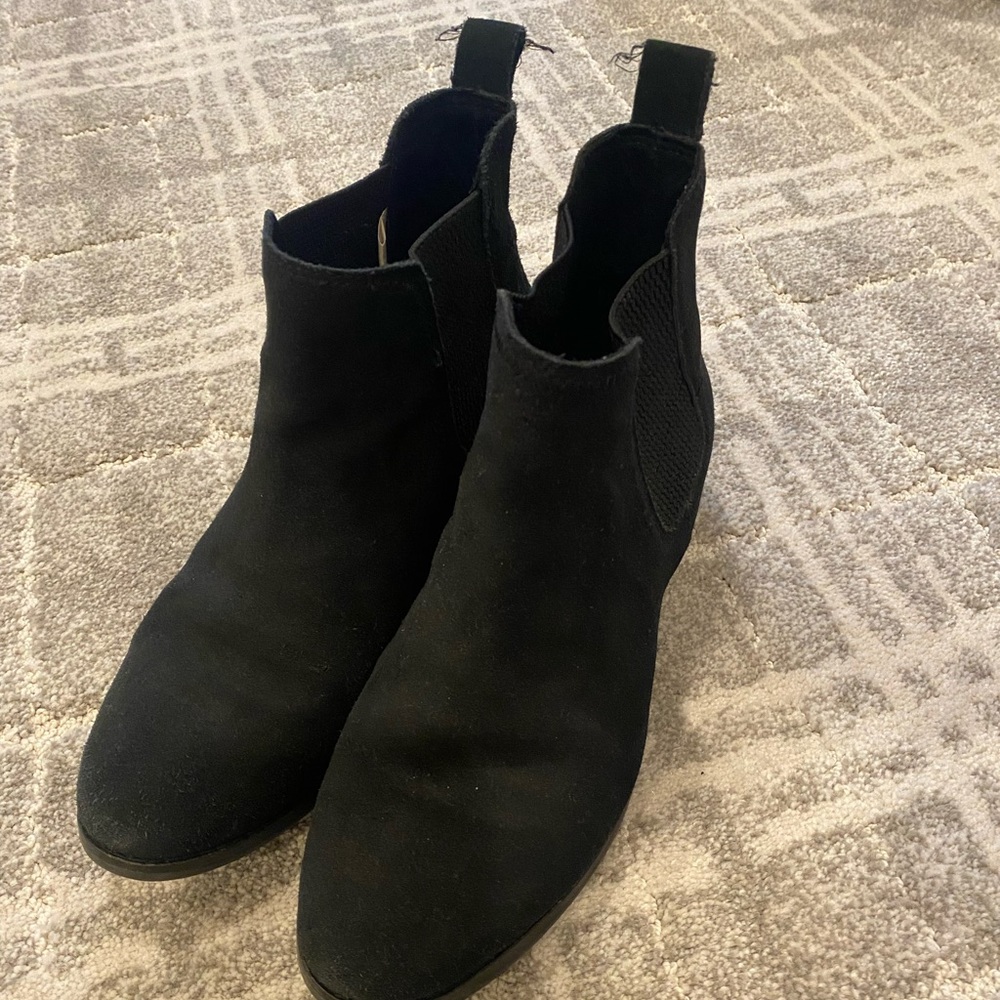 Black Chelsea ankle booties. 
Has been worn, slightly creased, very comfortable.